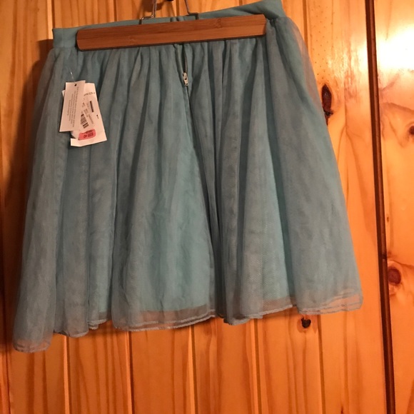 Jodi Kristopher Skirt - Picture 2 of 2