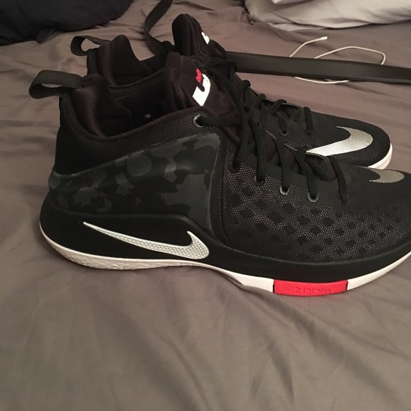 Nike lebrons - Picture 3 of 3