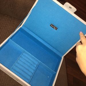 Nicole Miller jewelry box