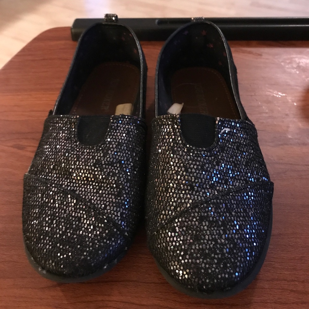 Girls sparkly flats