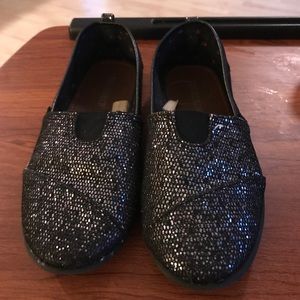Girls sparkly flats