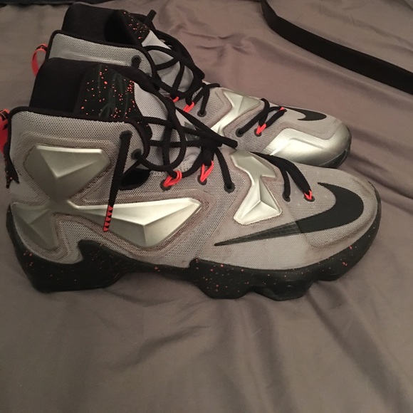 Nike lebrons - Picture 2 of 3