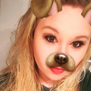 Meet your Posher, Brianna