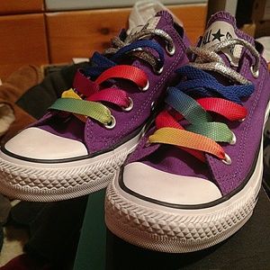 Women's Size 6 Purple Multi Lace Converse