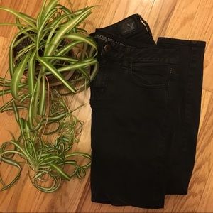 Black skinny American Eagle pants