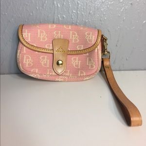 Dooney & Bourke Logo Flap Wristlet
