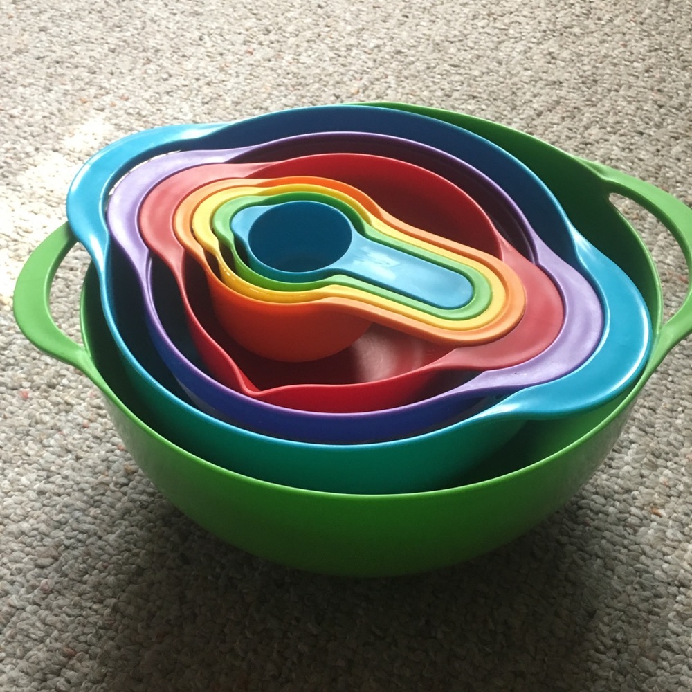 Colorful Bowl Set
