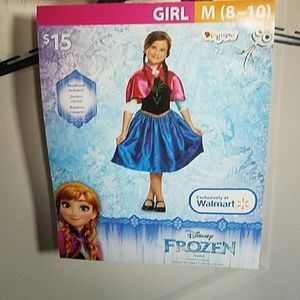 Anna costume