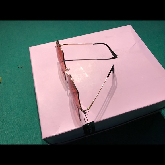 Natural Tint Hexagonal Wire Framed Sunnies - Picture 6 of 7