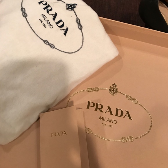 Prada heels - Picture 7 of 8