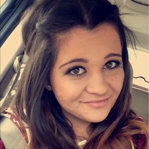 Meet your Posher, Isabella