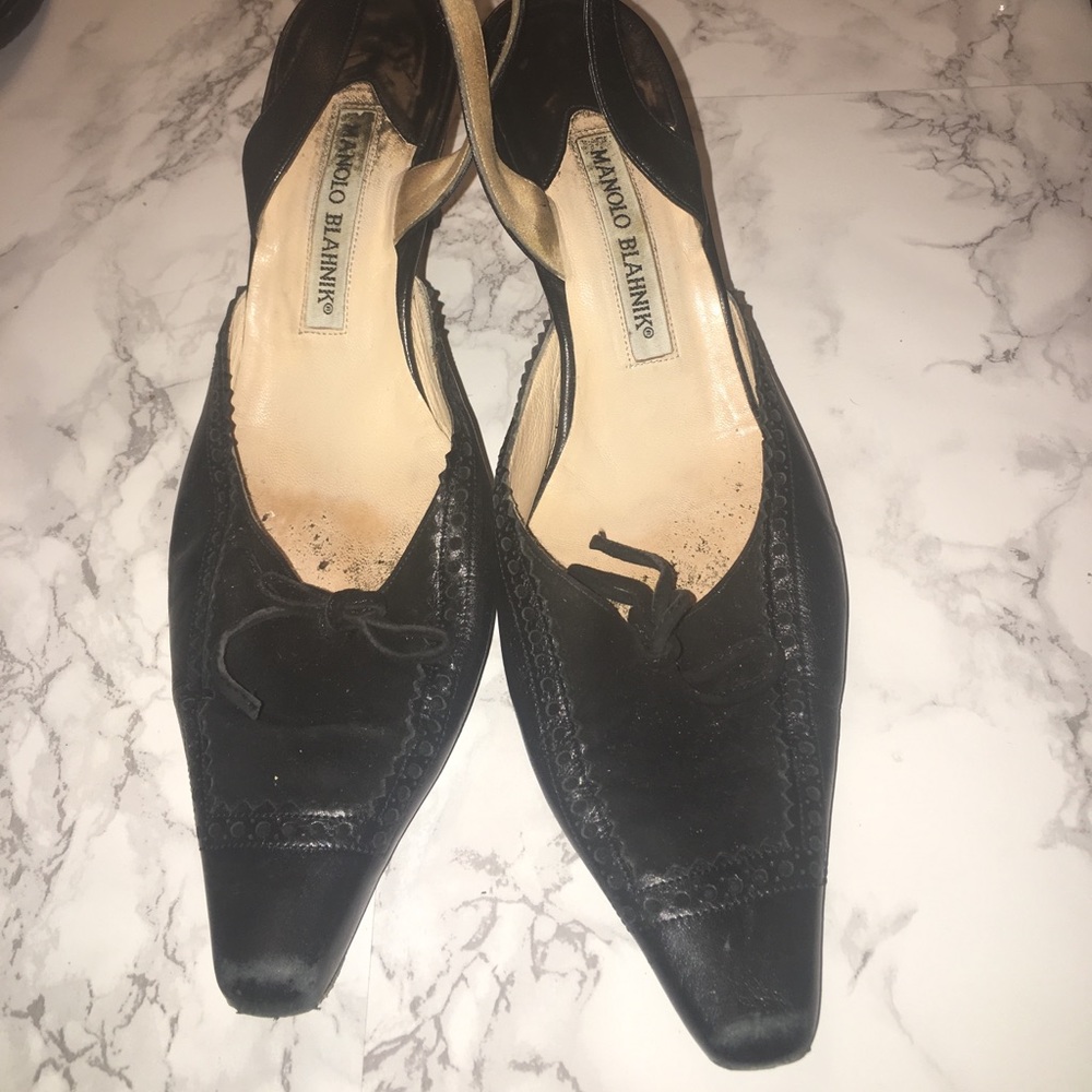 Manolo Blahniks pumps