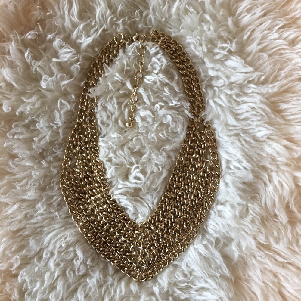✨Chain statement necklace ✨