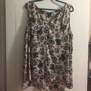 Torrid floral v neck tank top
