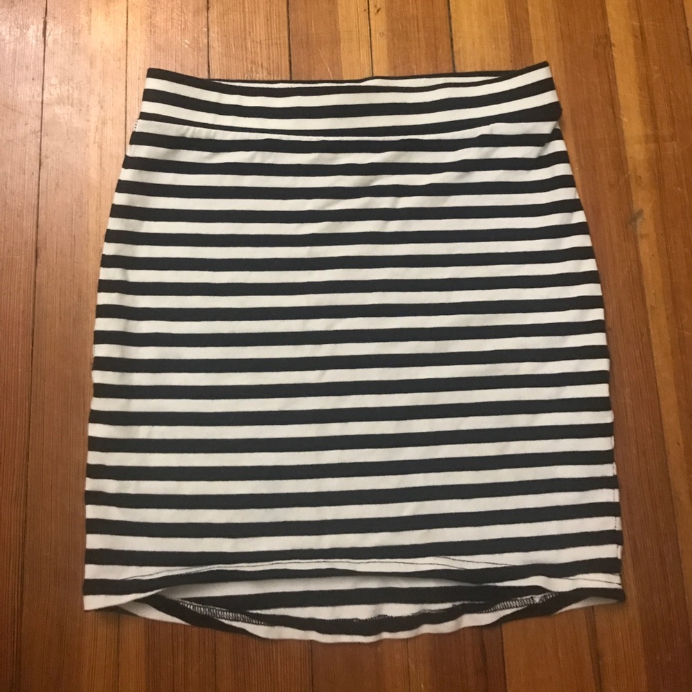 Black and white skirt.