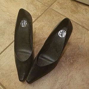 Navy high heel shoes