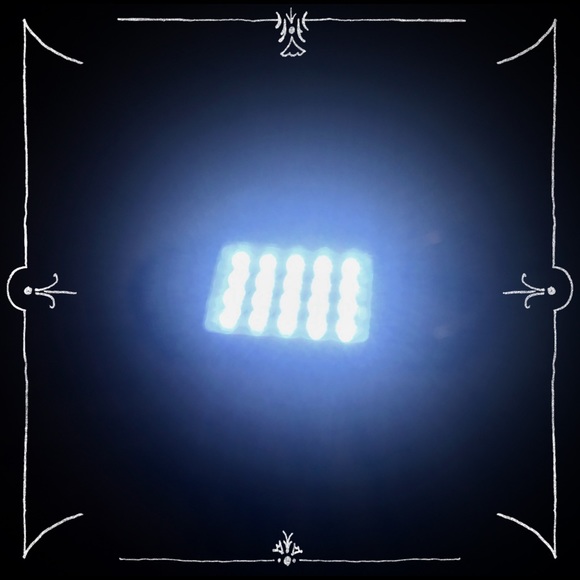 🔦2 Left- Incredible Flashlights🔦 - Picture 6 of 6