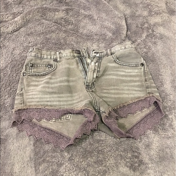 Free People shorts - Picture 1 of 3