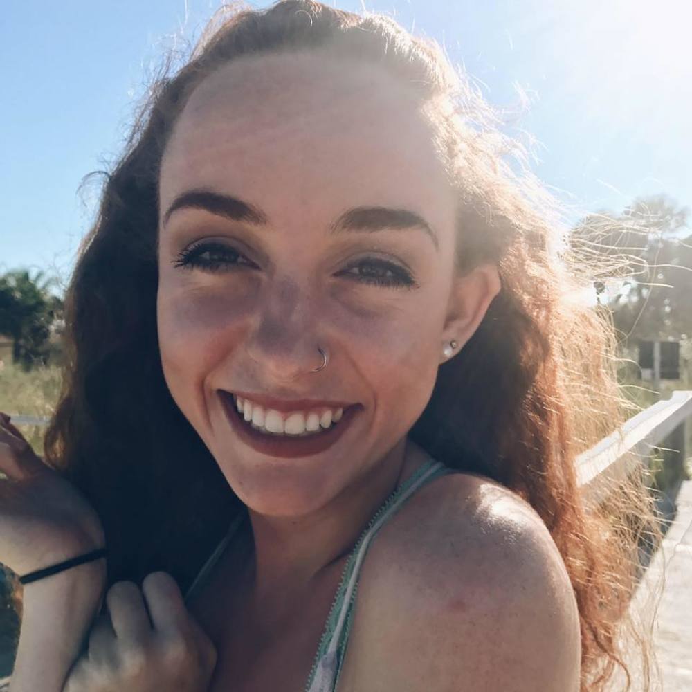 Meet your Posher, Leslie