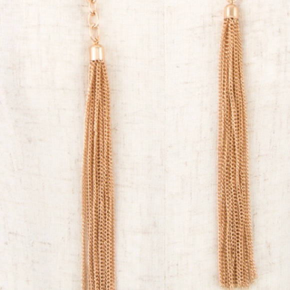 ❗️Last One❗️Gold Chain Link Tassel Necklace - Picture 4 of 4