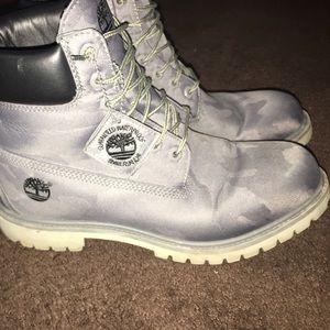 Grey nylon anti fatigue timberland  boots