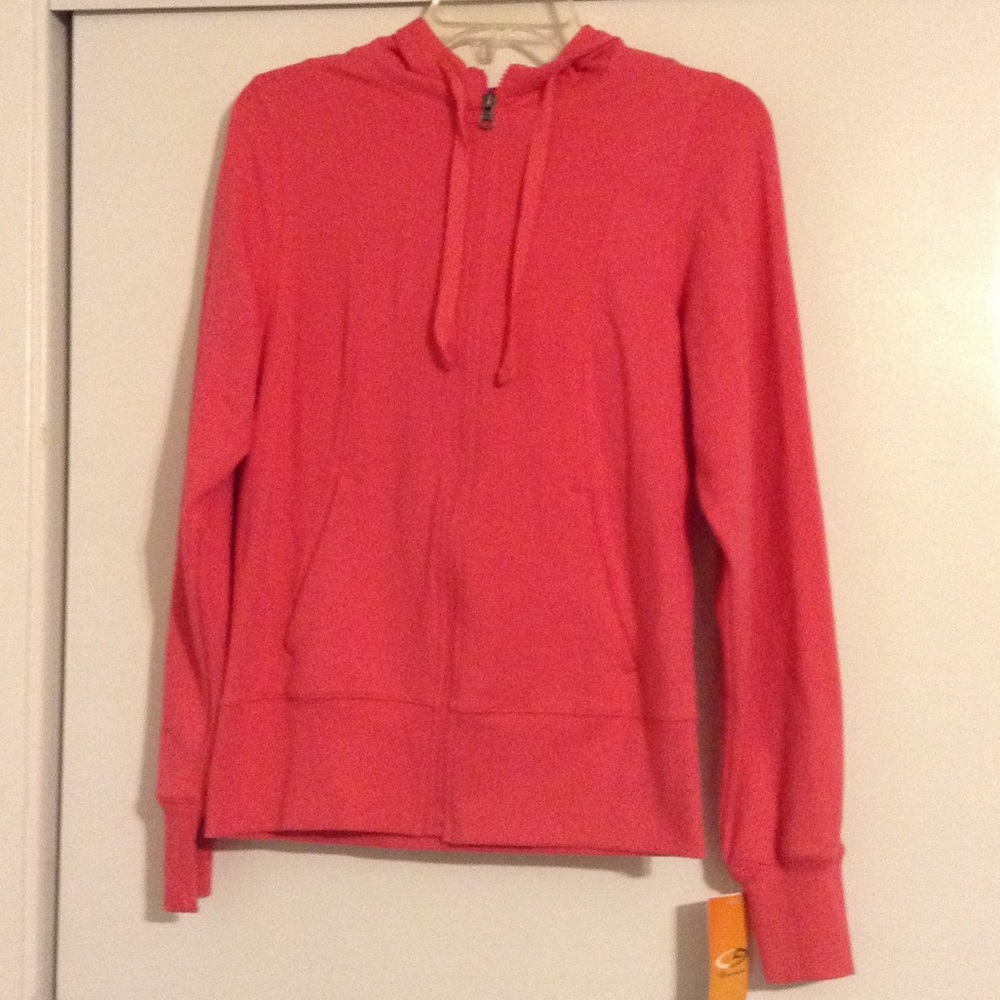 Pink hooded zip up🌻