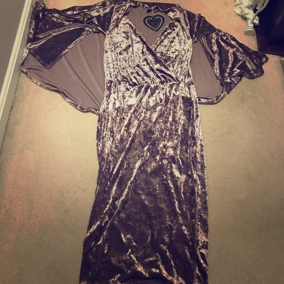 Velvet cape dress - never worn - Picture 2 of 4