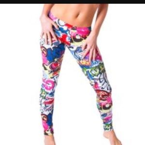 Funky graffiti leggings
