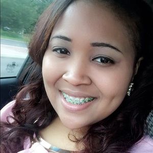 Meet your Posher, Racquel