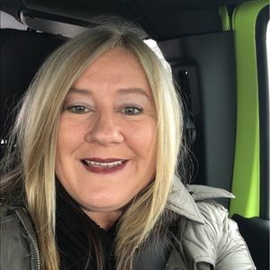 Meet your Posher, Catherine