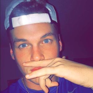 Meet your Posher, Blake