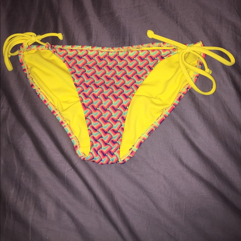 Bikini bottom