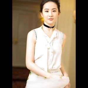 Meet your Posher, Yan
