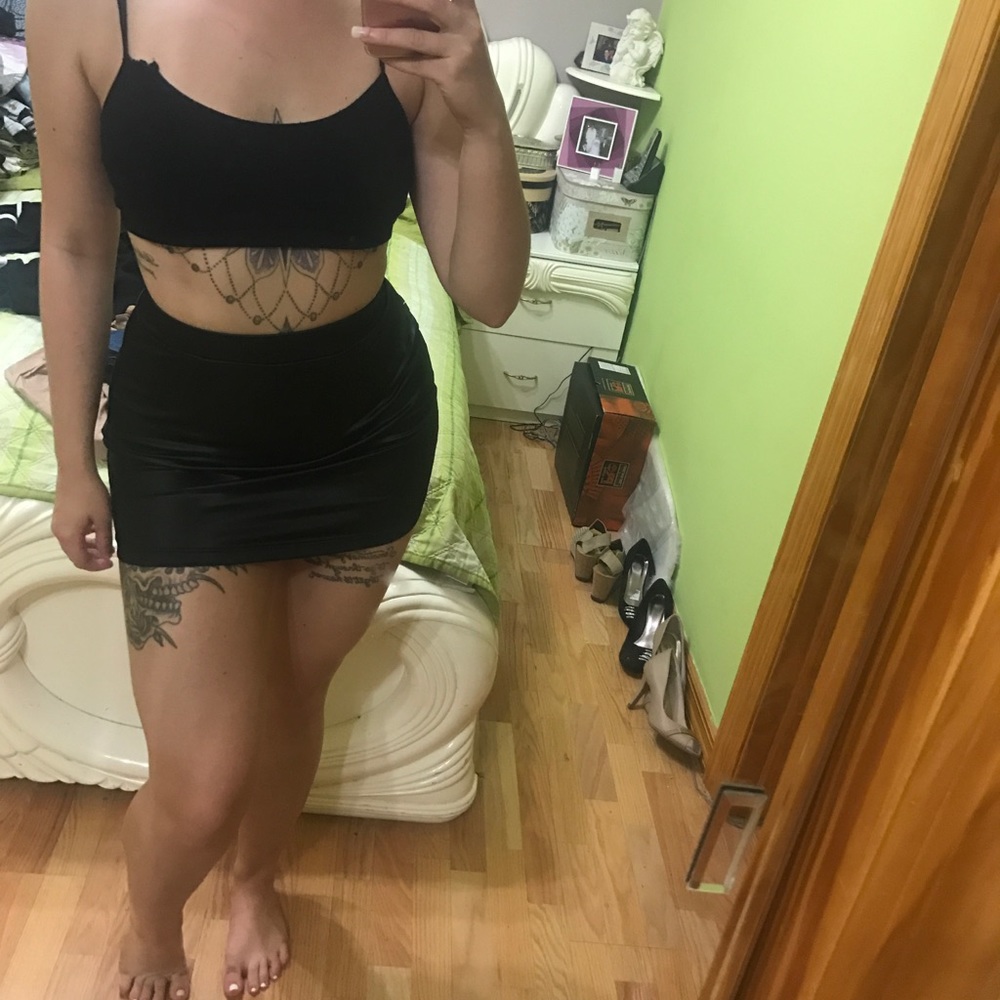 Faux leather mini skirt