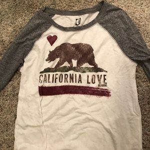 Women's 3/4 baseball style tshirt.