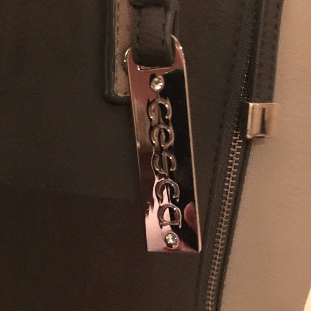 Handbag - Picture 4 of 4