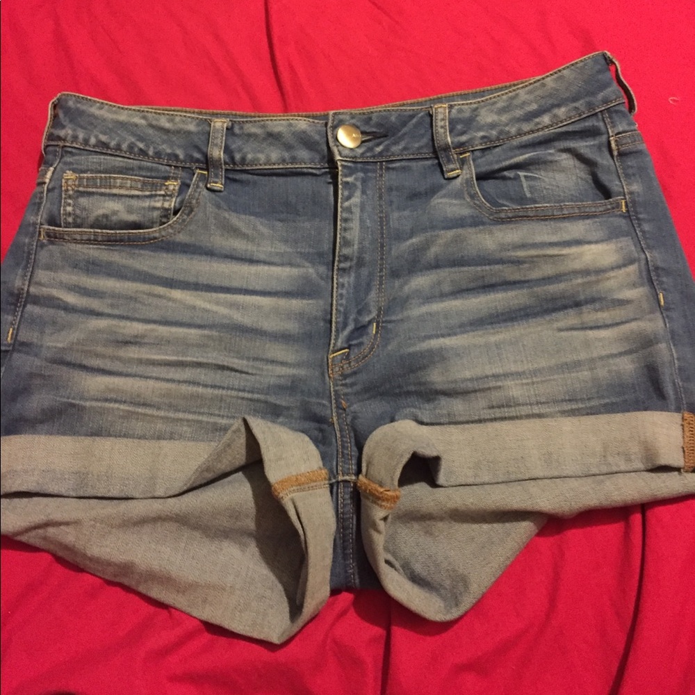 American Eagle Hi-Rise Shortie