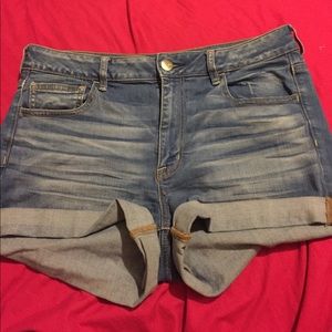 American Eagle Hi-Rise Shortie