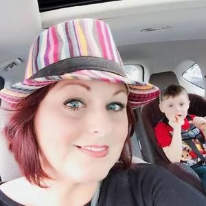 Meet your Posher, Deanna