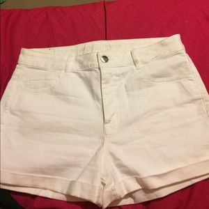 American Eagle White Hi-Rise Shorties