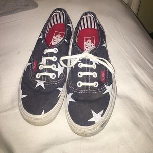 Fourth of July vans