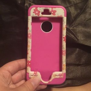 iPhone 5s case! 3 pieces, good condition.