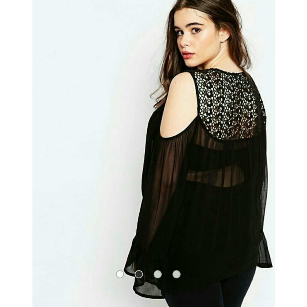 l a c e // c o l d s h o u l d e r