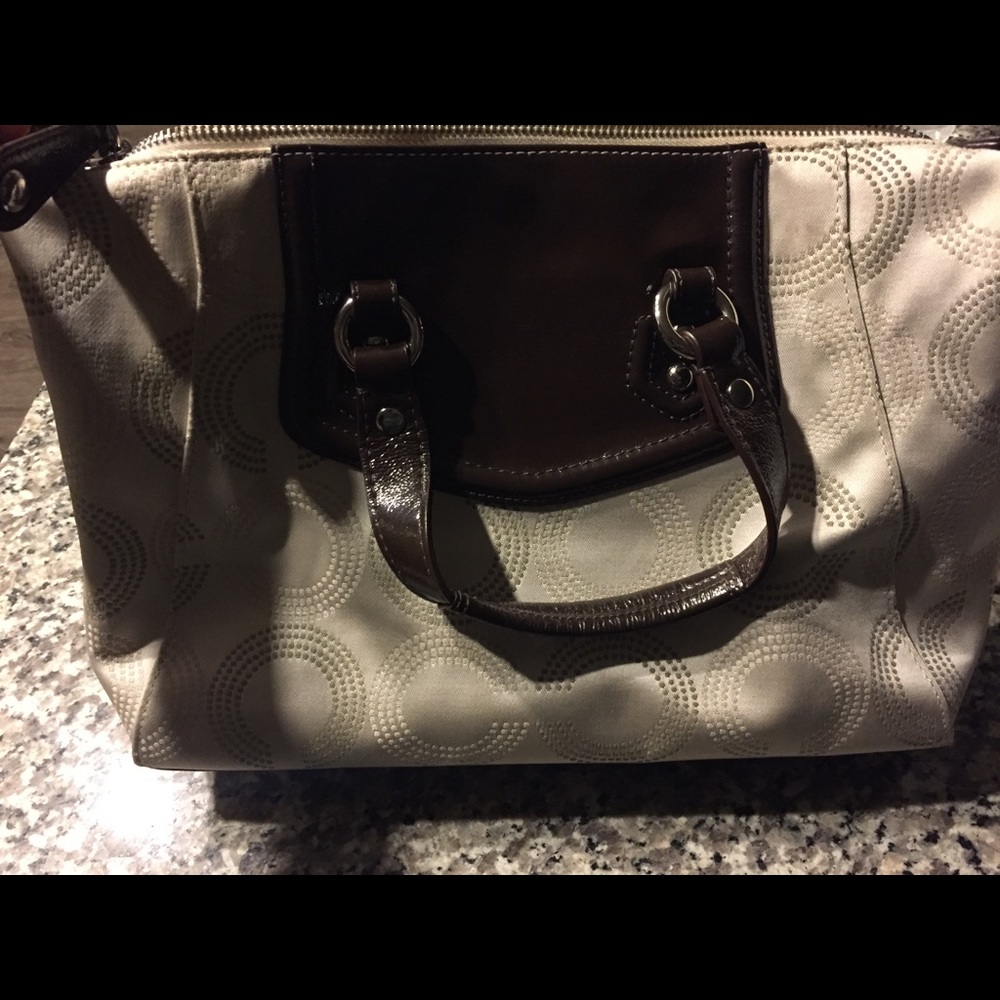 Authentic Coach bag - Picture 2 of 6