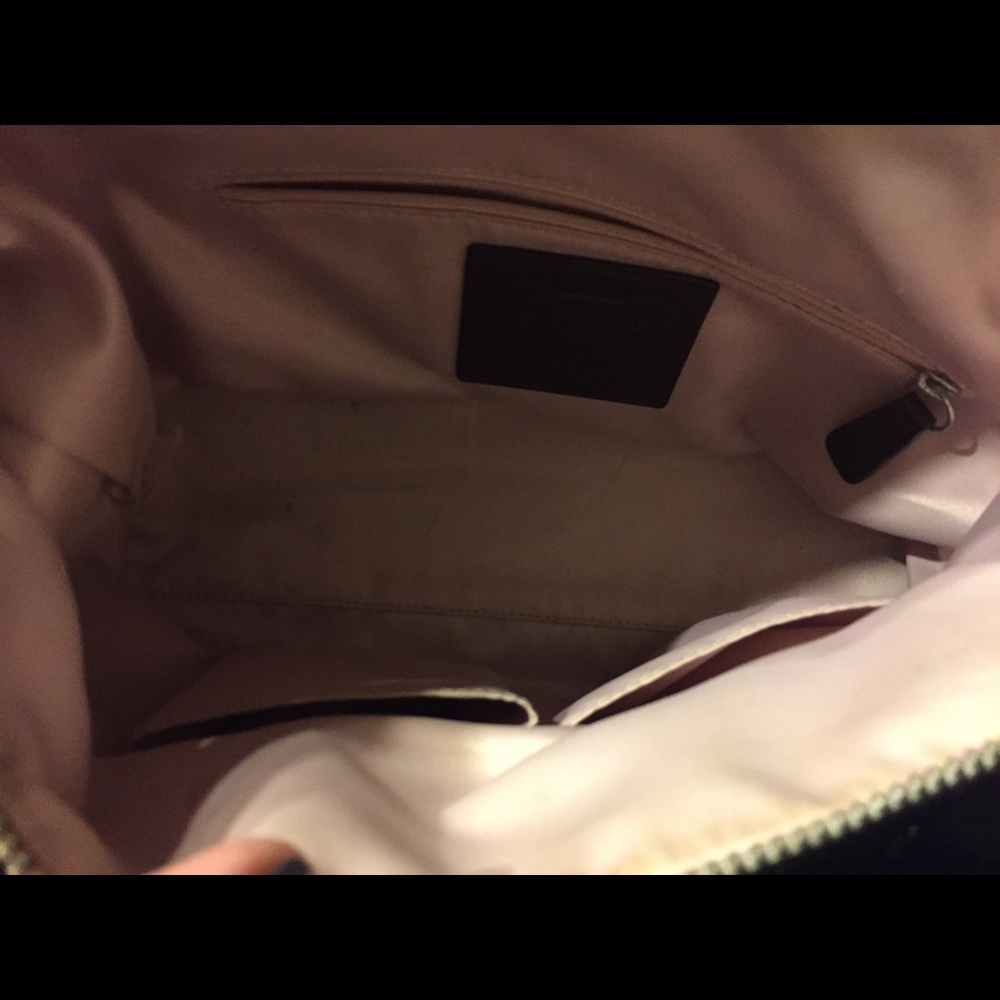 Authentic Coach bag - Picture 3 of 6