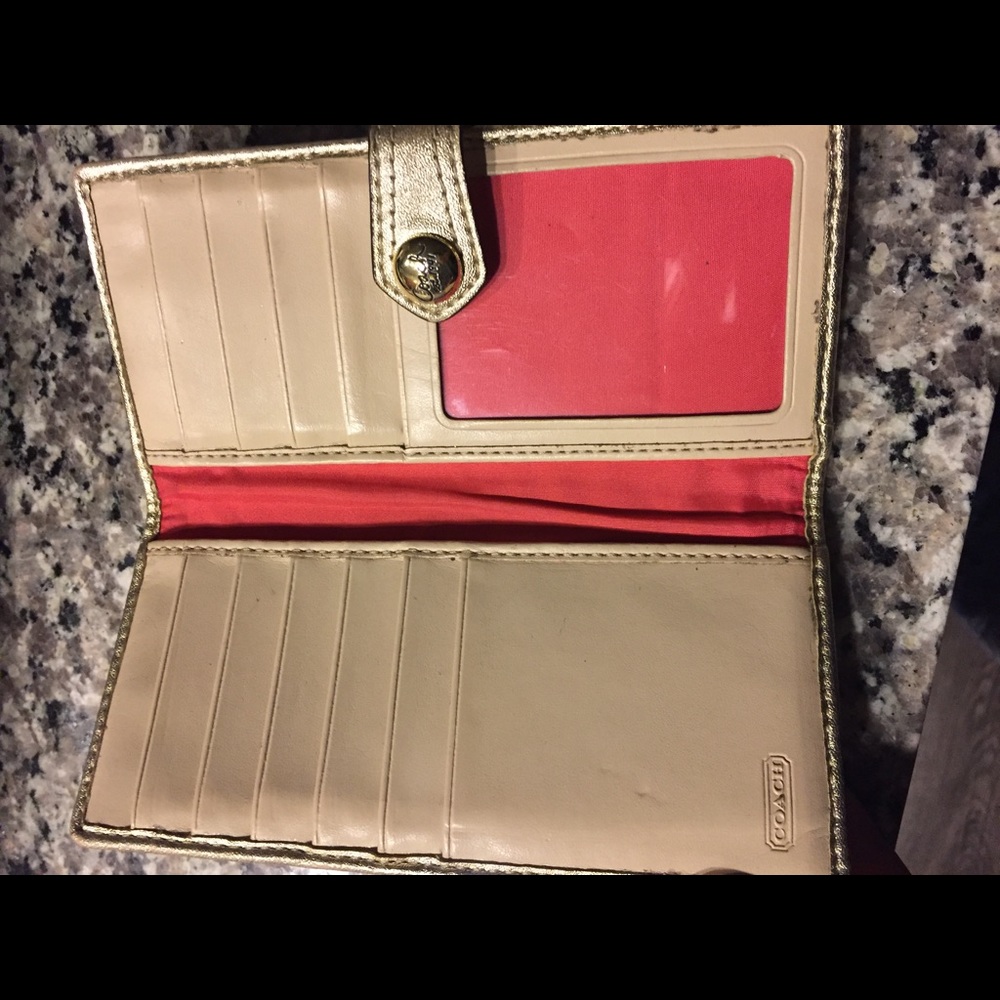 Authentic Coach bag - Picture 6 of 6