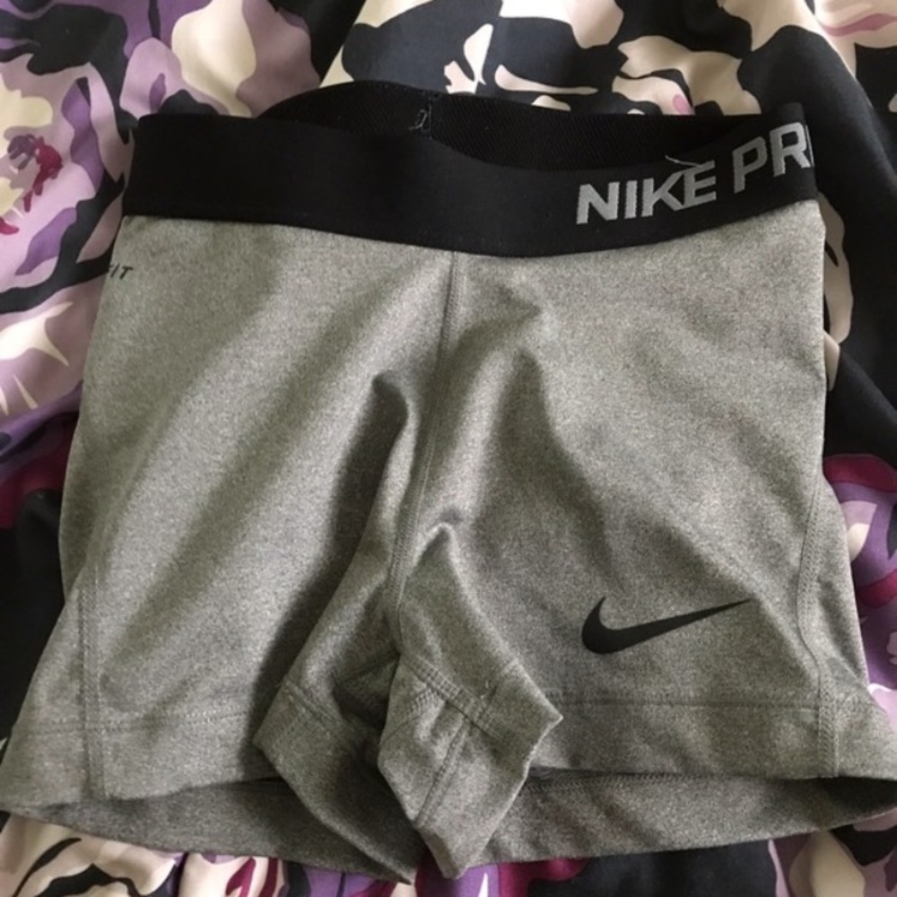 grey nike pros