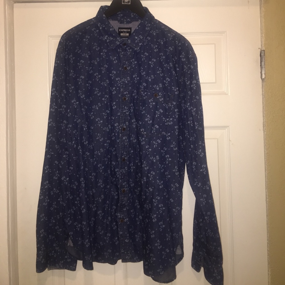 Floral Chambray fitted casual long sleeve shirt