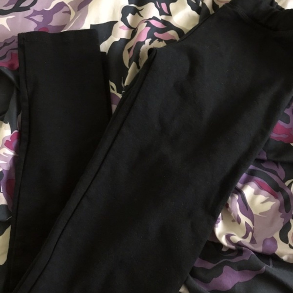 brandy melville black leggings