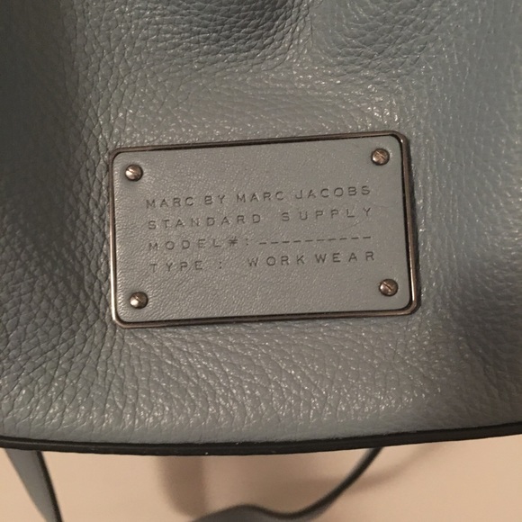 Marc Jacobs Drawstring Bag - Picture 2 of 4